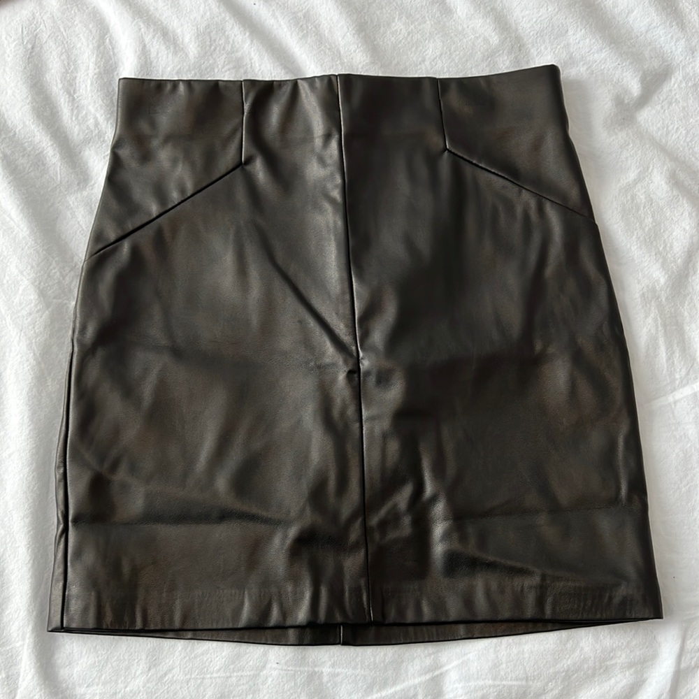 Dynamite skirt